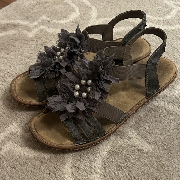 Rieker Elegant Gray Floral Women's Sandals, size 38 - Picture 1 of 7